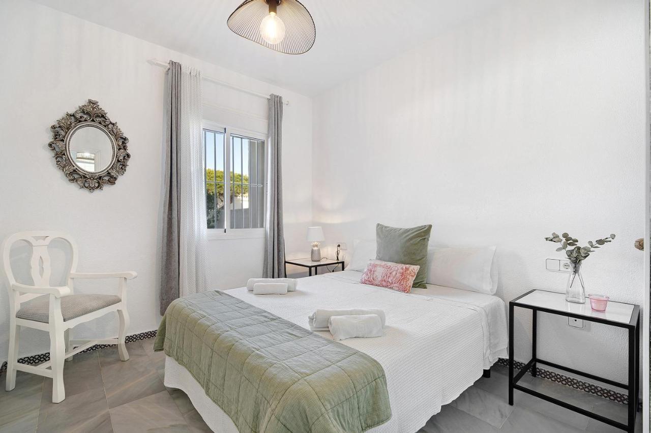 Apartamento Calas Sancti Petri Novo Sancti Petri Exterior foto